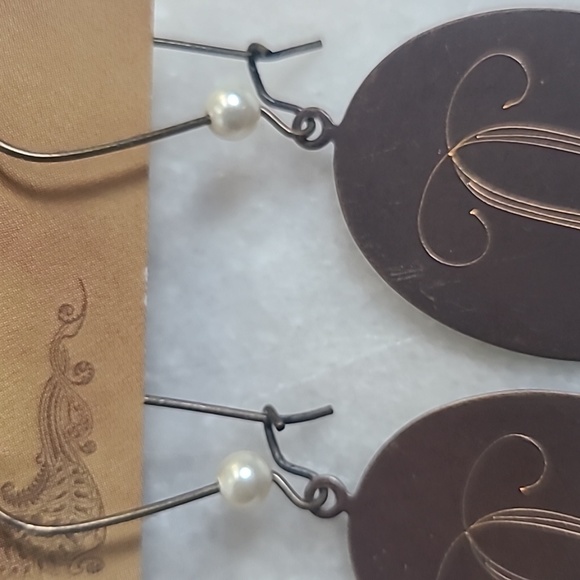 Bronze Inscribed "D" Earrings with Pearl detail - Picture 3 of 6